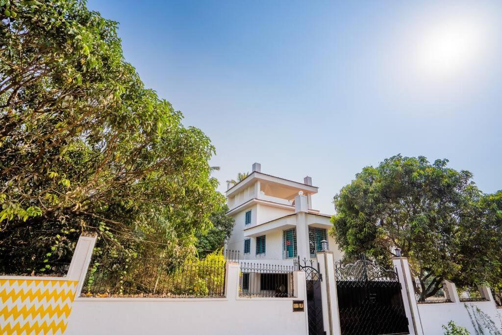 Lake View VillaGandaulim エクステリア 写真